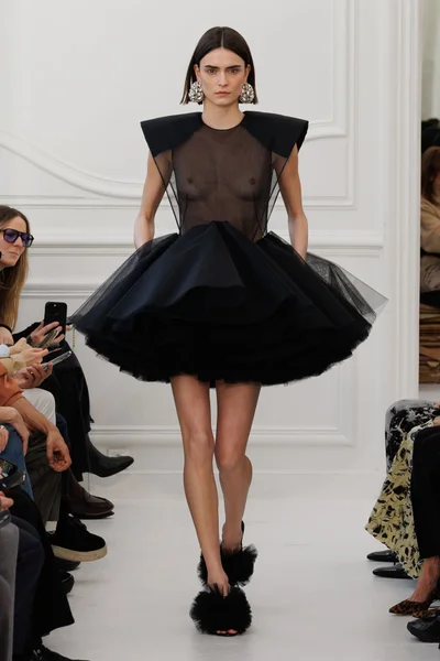 Look 43